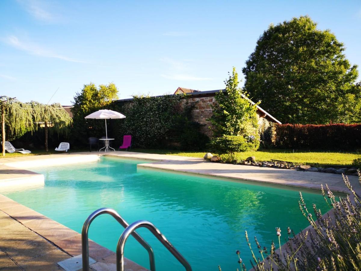 La Morgiane Bed & Breakfast Saint-Germain-les-Vergnes Exterior photo
