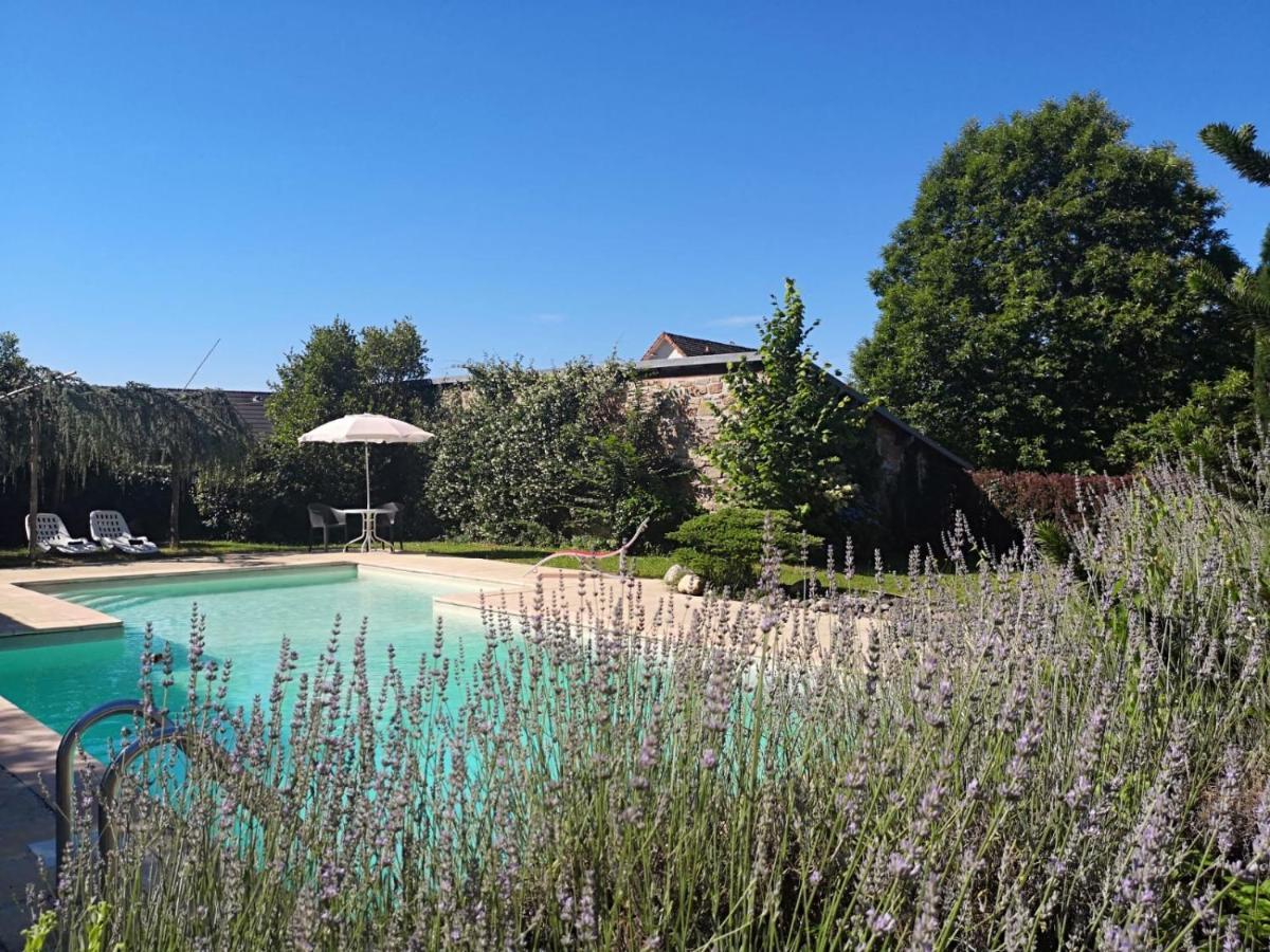 La Morgiane Bed & Breakfast Saint-Germain-les-Vergnes Exterior photo