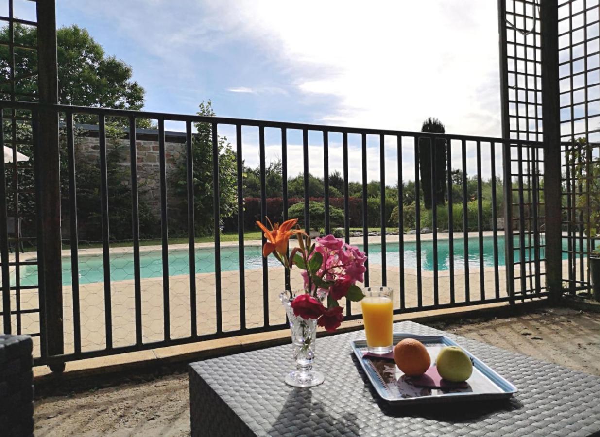 La Morgiane Bed & Breakfast Saint-Germain-les-Vergnes Exterior photo